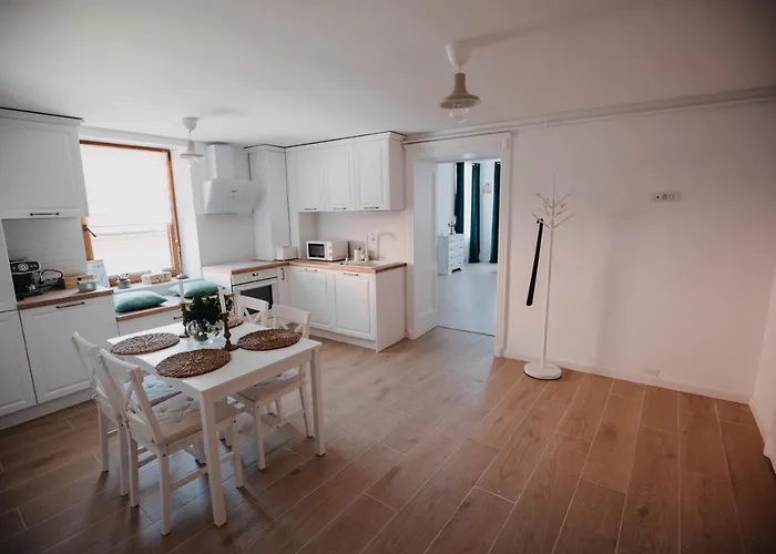 아파트 Manzur 브라쇼브